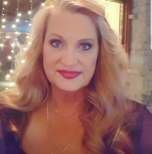 Meet your Posher, Teresa